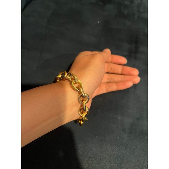 Gold statement bracelet big chunky curb link chain wide large bold metal womens - Picture 4 of 6